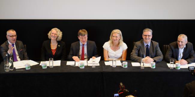 Health And Social Care Round Table Calls For More Use Of Mobile Technology