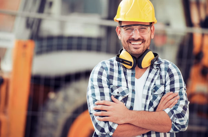 How to build a lone worker safety system for manufacturing and construction lone workers